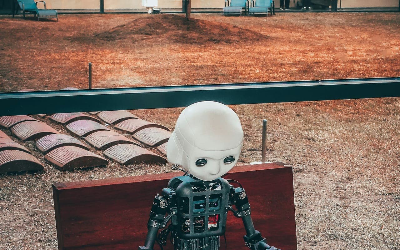 Chatbot x Agente de IA: Diferença e Qual Sua Empresa Precisa